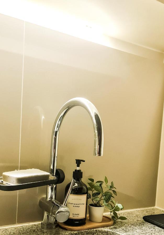 Luxe Bonifacio Global City Taguig Uptown Condo Hotel 1 Bedroom Suite Exterior foto